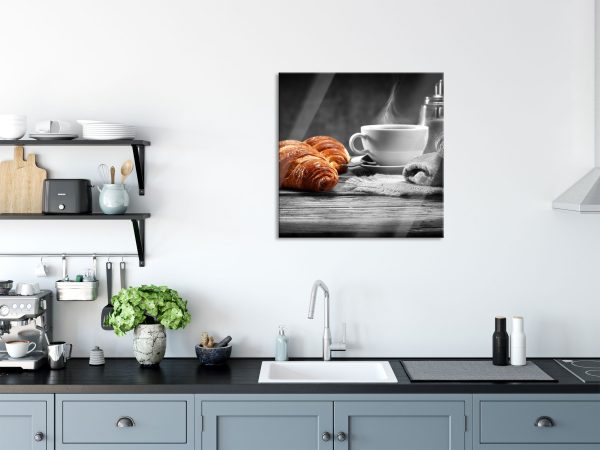 Croissants mit frischem Kaffee, Glasbild Quadratisch Zu verkaufen – Bild 3