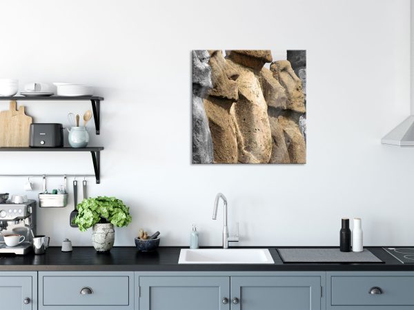 Moai Statuen Detailansicht, Glasbild Quadratisch Angebot – Bild 3